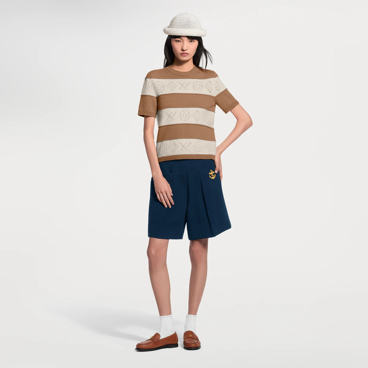 Women's Anchor Button Tailored Shorts