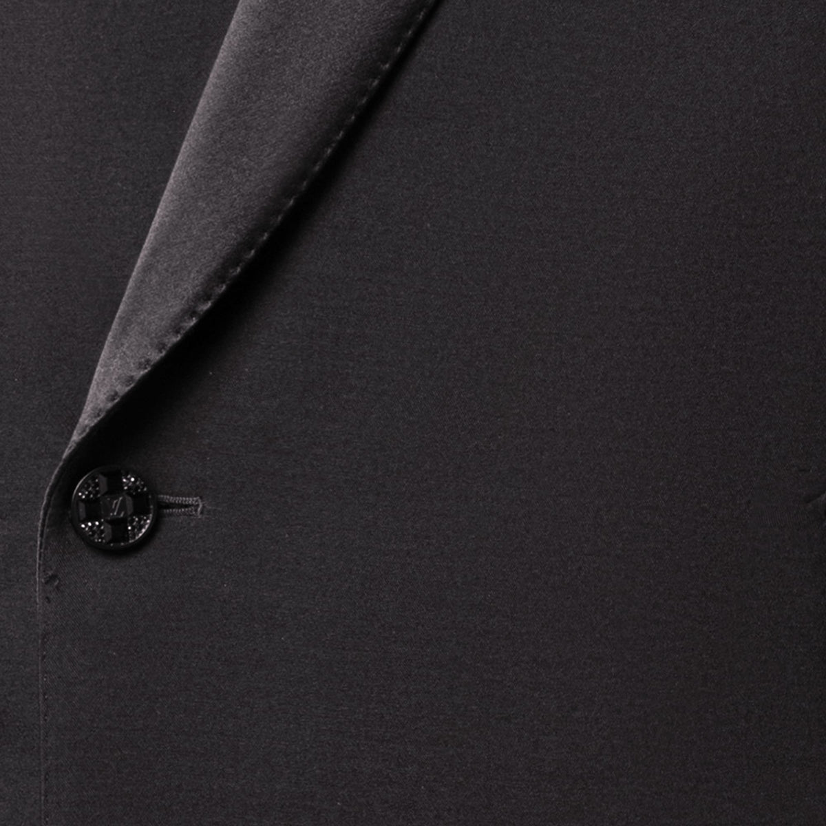 Men's Wool-Silk Crepe Double-Breasted Tuxedo Jacket