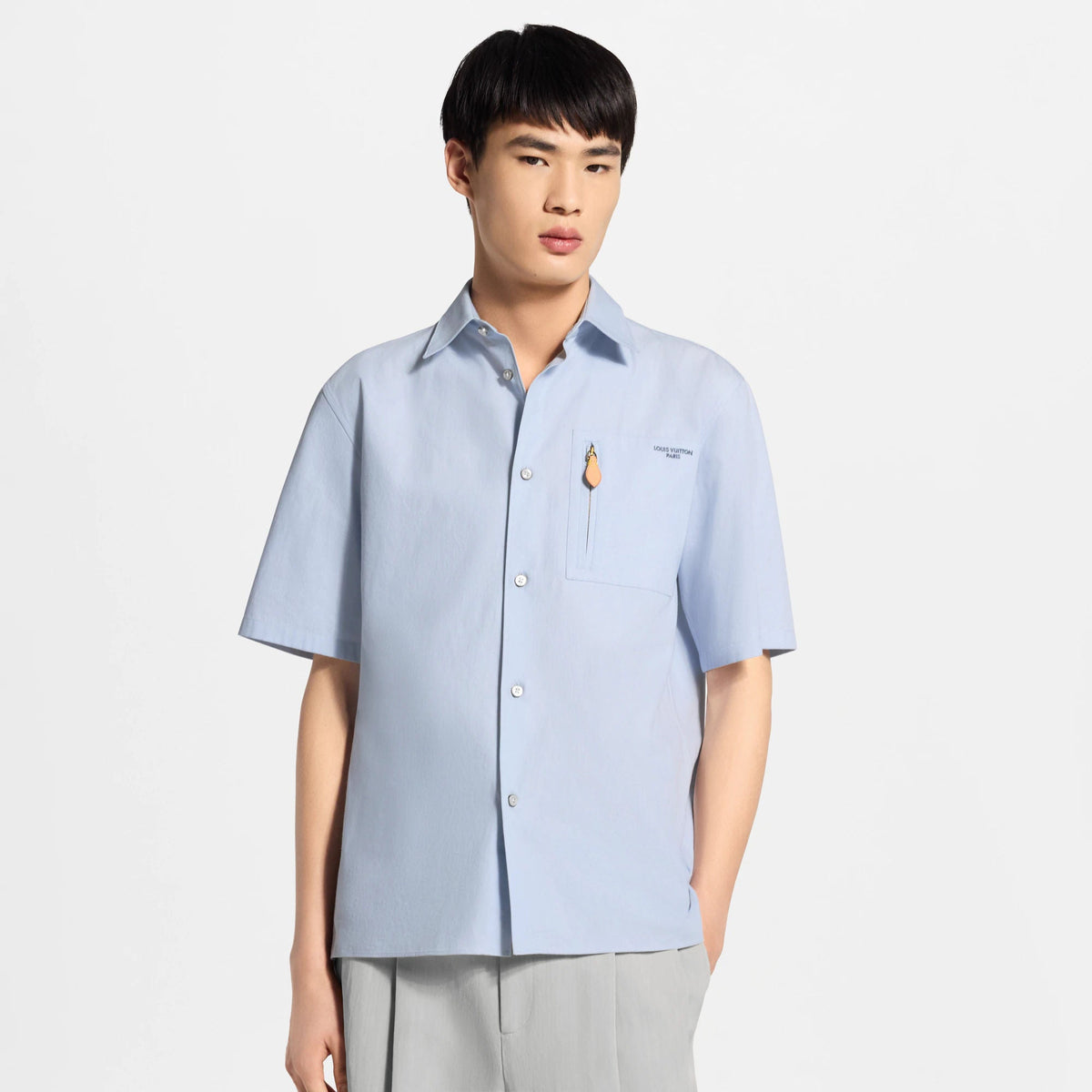 Men's Short-Sleeved Shirt With Zipper Pocket