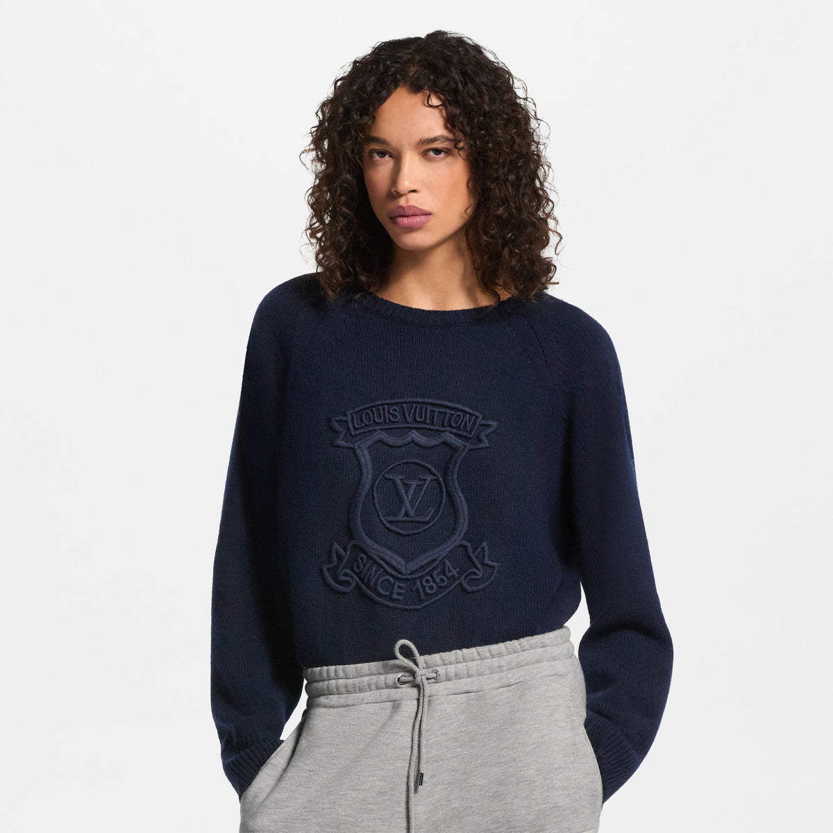 Women's Signature Crest Pullover
