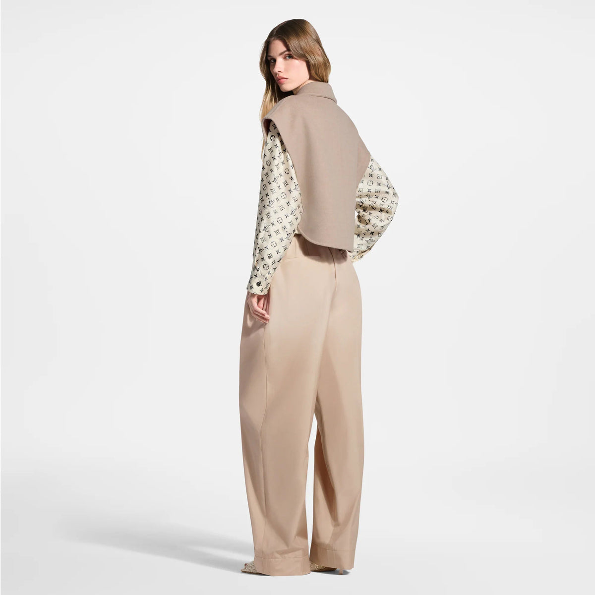 Women's Side Tab Sleeveless Jacket