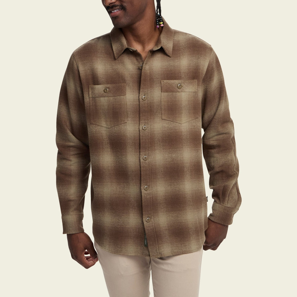 plaid flannel shirt in Emmett Plaid: Aloe, cuff and sleeve detail