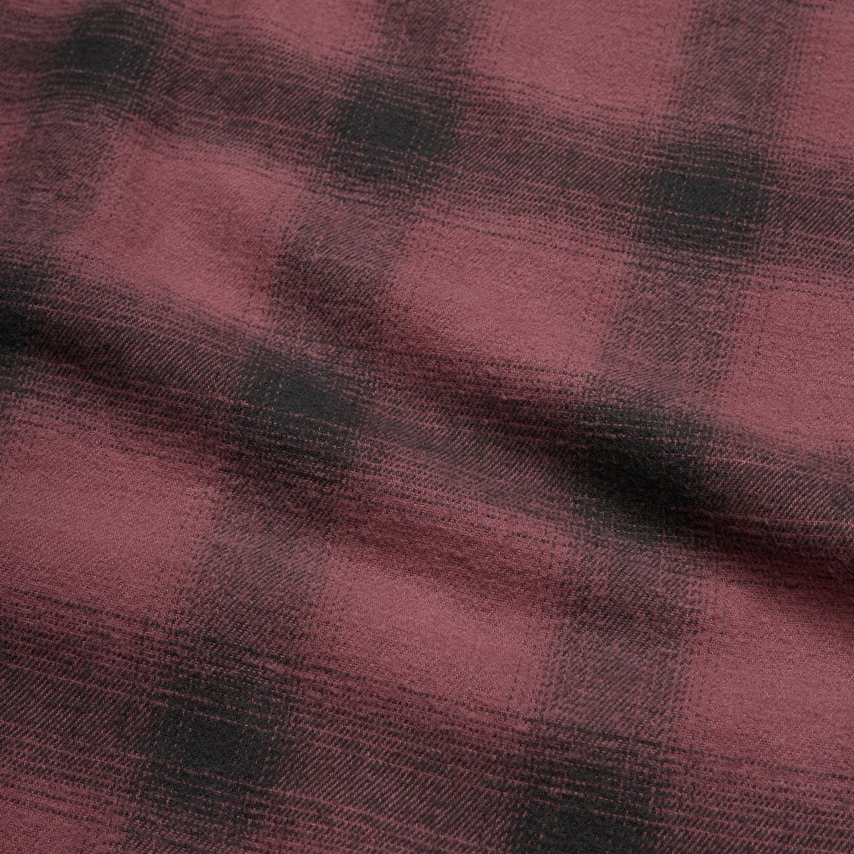 Roper's Clothing plaid flannel shirt in Emmett Plaid: Plum Wine, collar detail