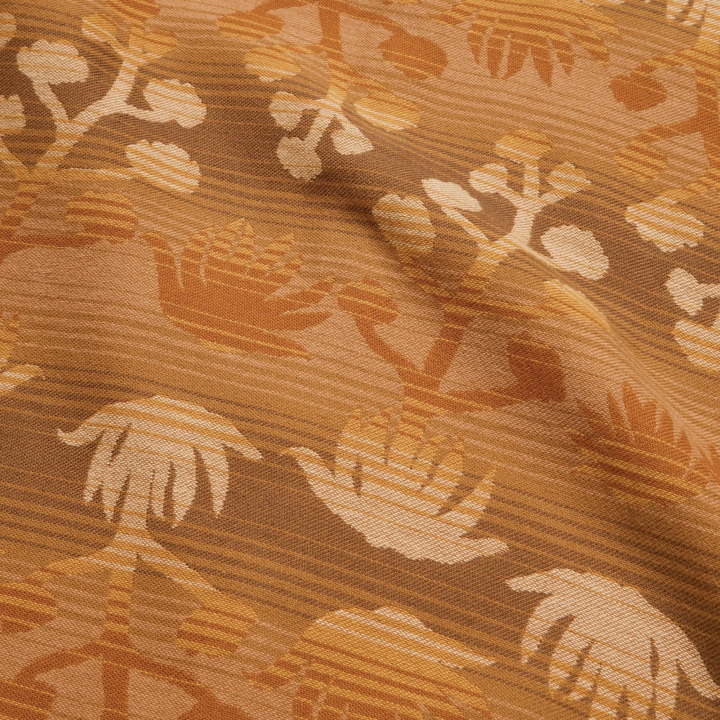 floral flannel shirt in Maguey Mirage: Camel, collar detail